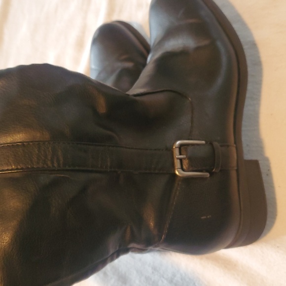 G.H. Bass Josie Black Knee-High Full Zip Sz. 8.5 Boots w Buckle W Calf Expander - Picture 4 of 12